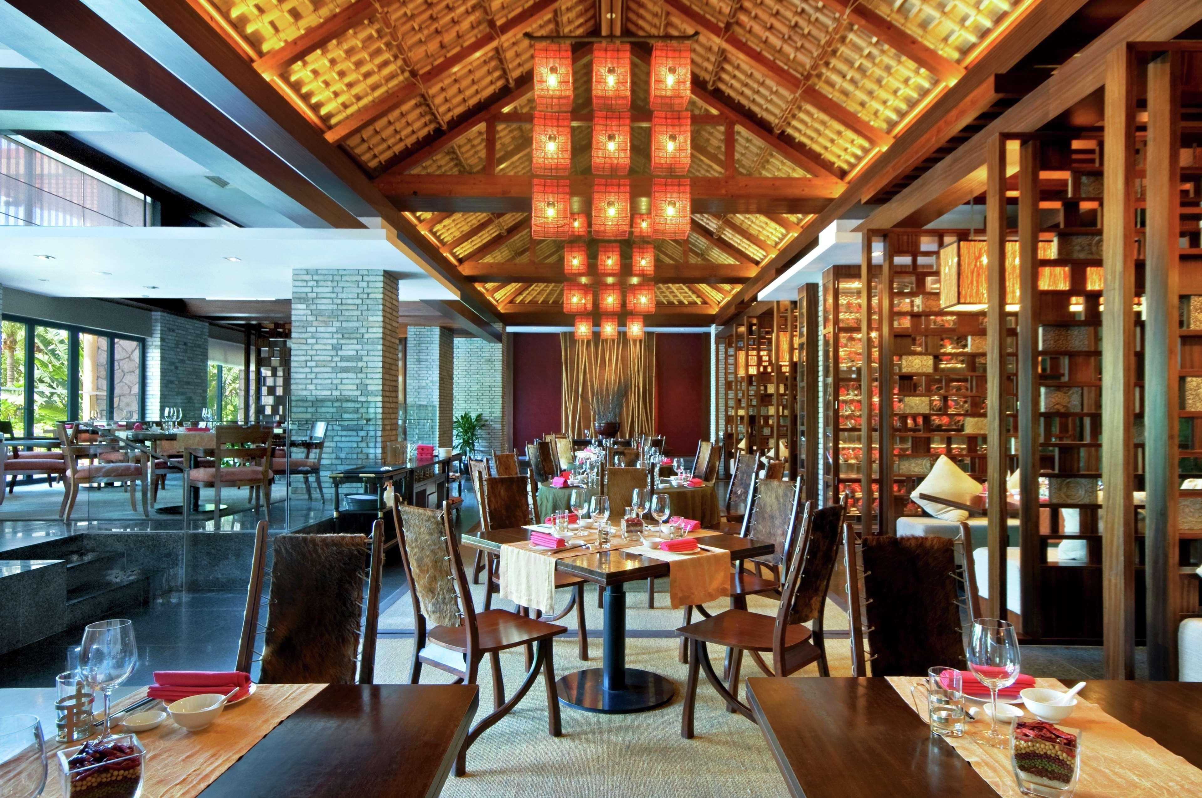 Hilton Sanya Yalong Bay Resort & Spa Restoran gambar
