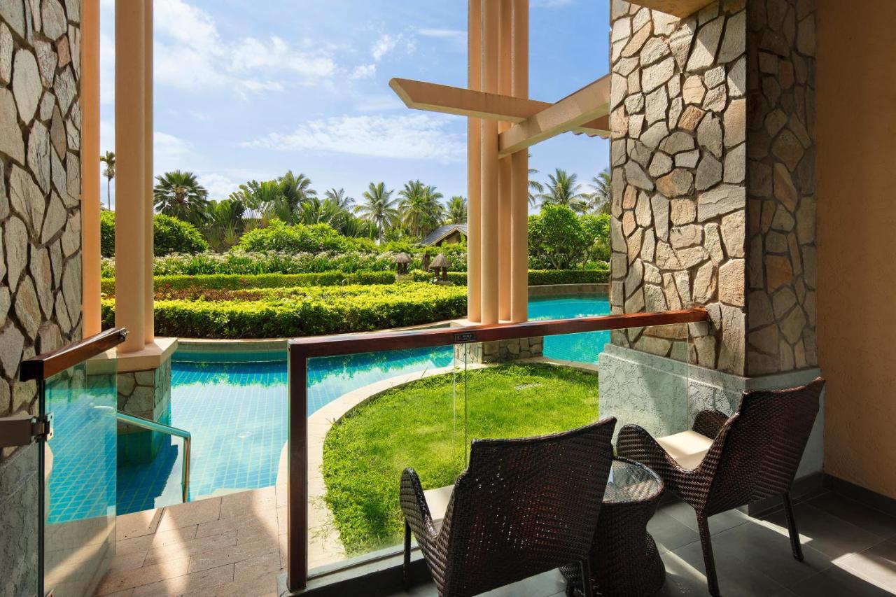 Hilton Sanya Yalong Bay Resort & Spa Luaran gambar