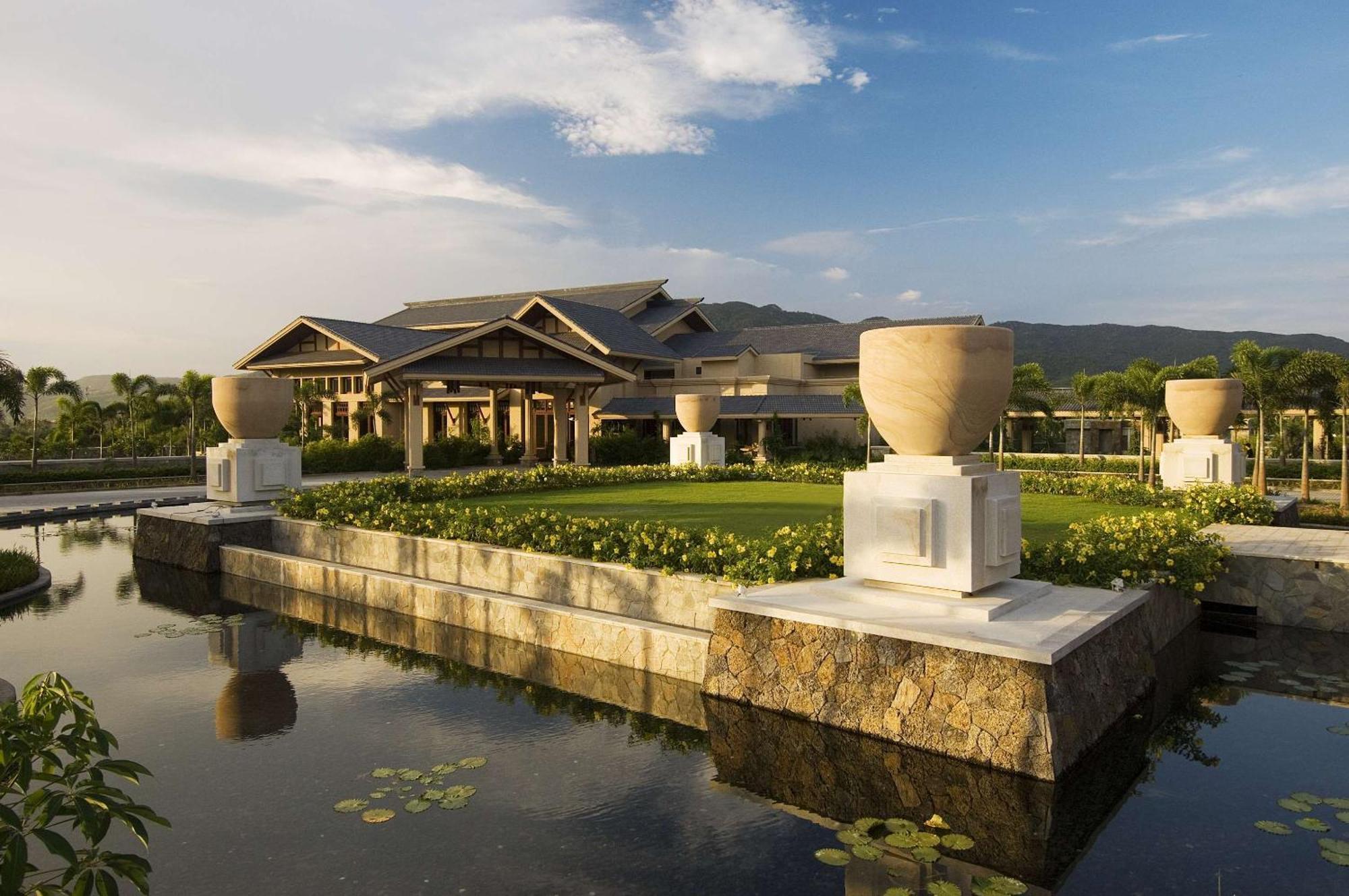 Hilton Sanya Yalong Bay Resort & Spa Luaran gambar